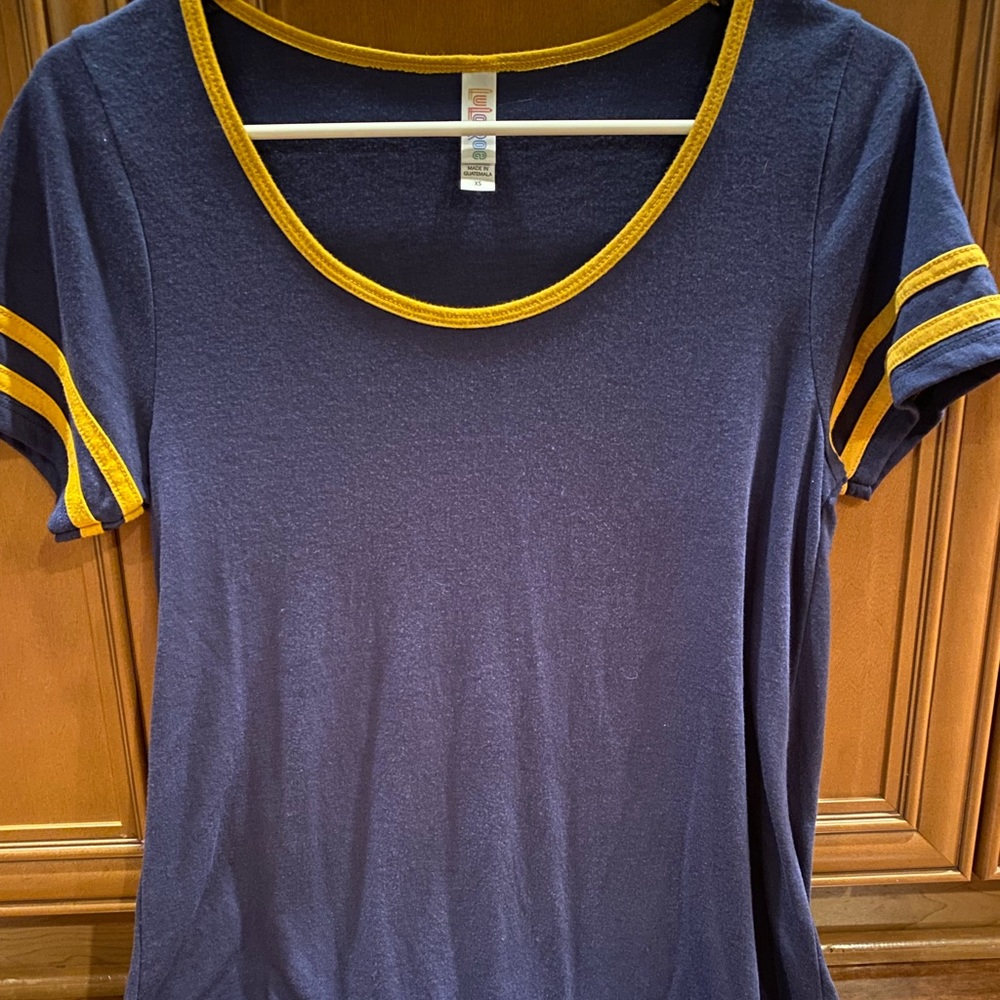 Lularoe short sleeve top